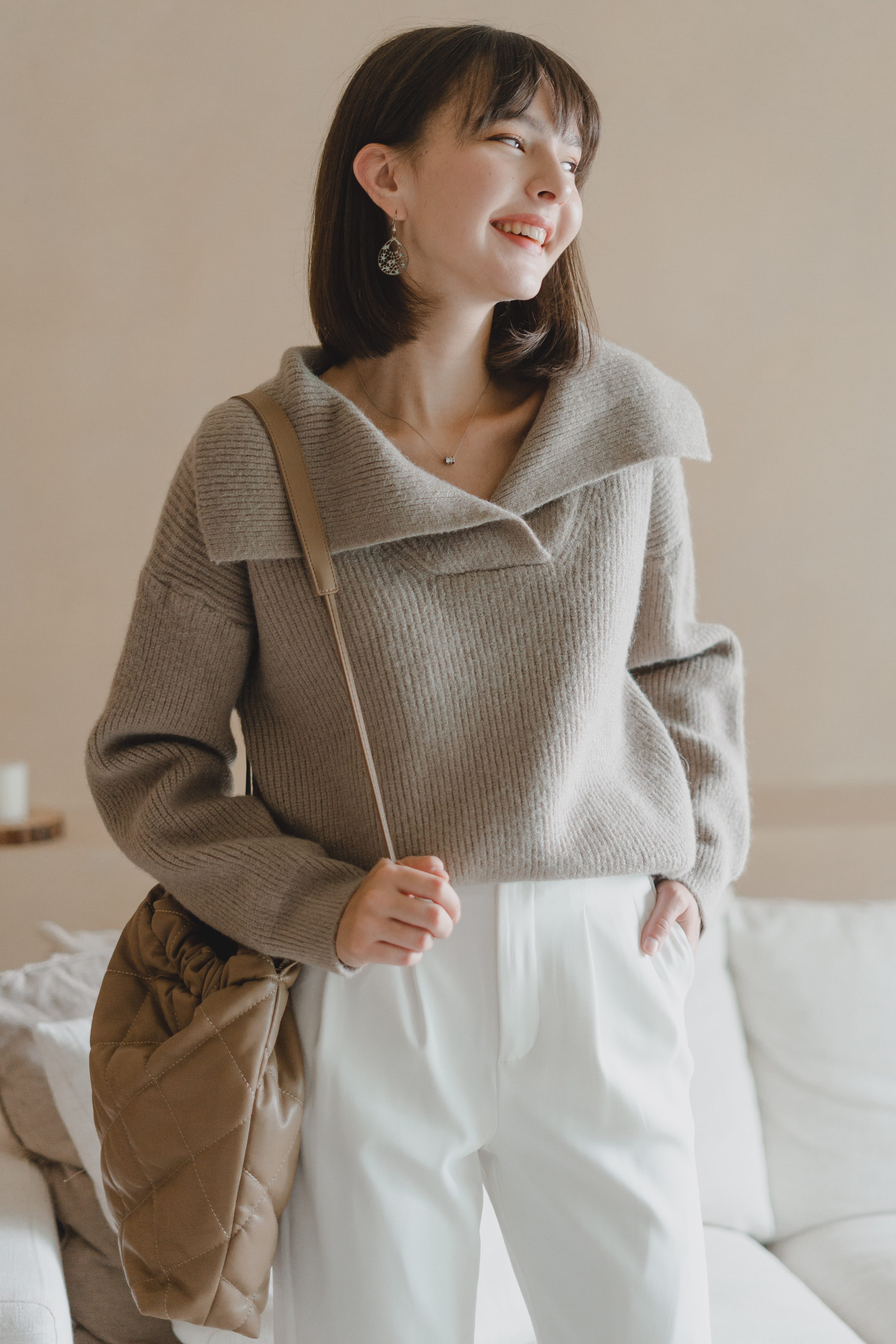 SEA SMC V-NECK OVERSIZED PULLOVER